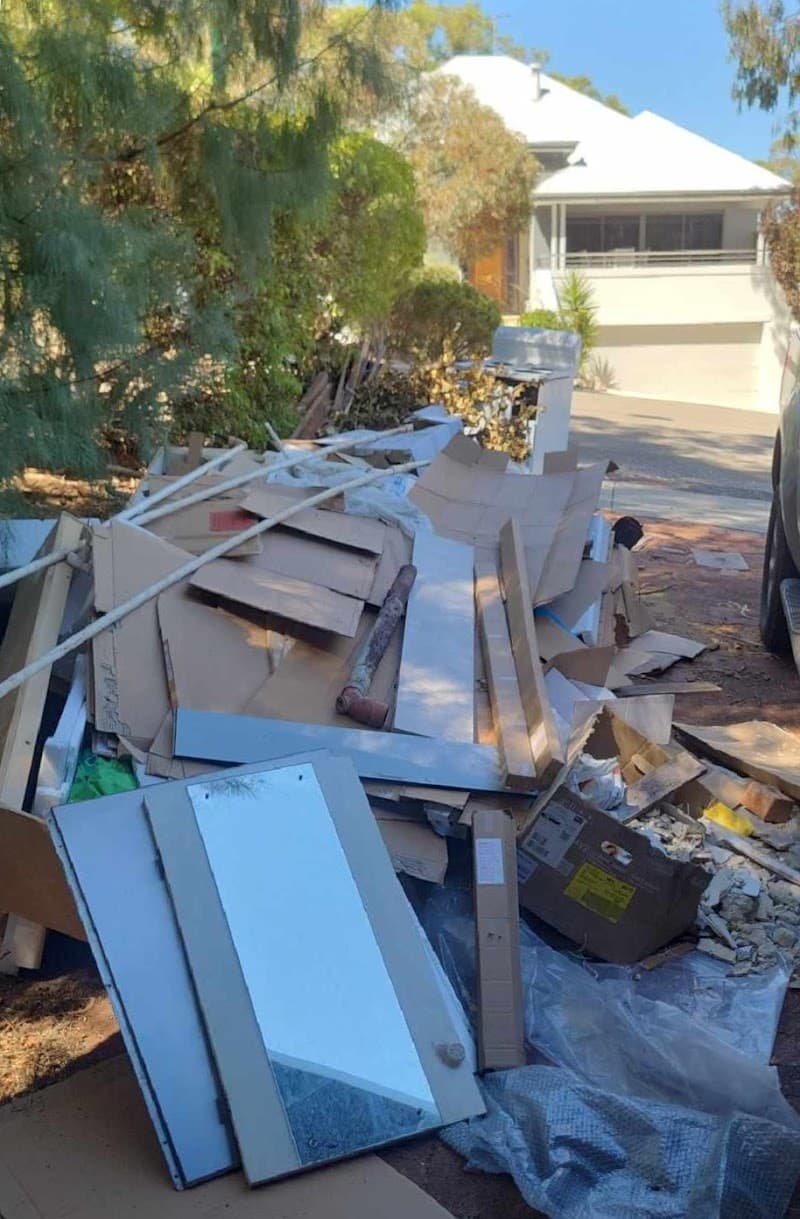 West Coast Waste rubbish removal work in Pinjarra
