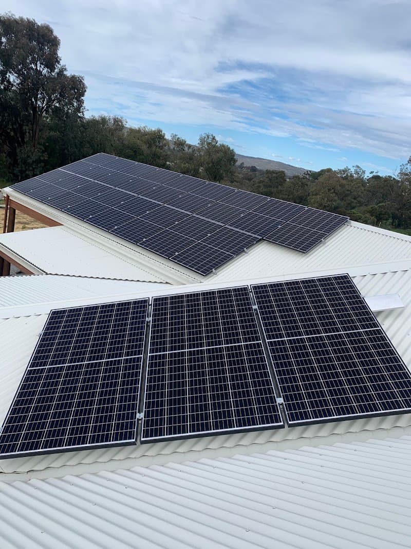 WESTERN ENERGY SOLAR solar panel installation work in Carramar