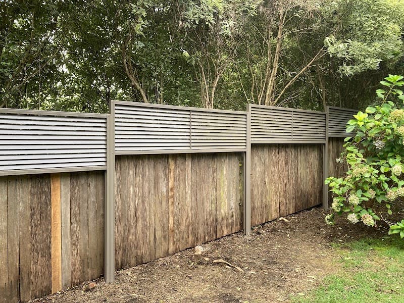 Western Sydney Fencing and Gates - Colorbond Fencing Blue Mountains fencing work in Yellow Rock