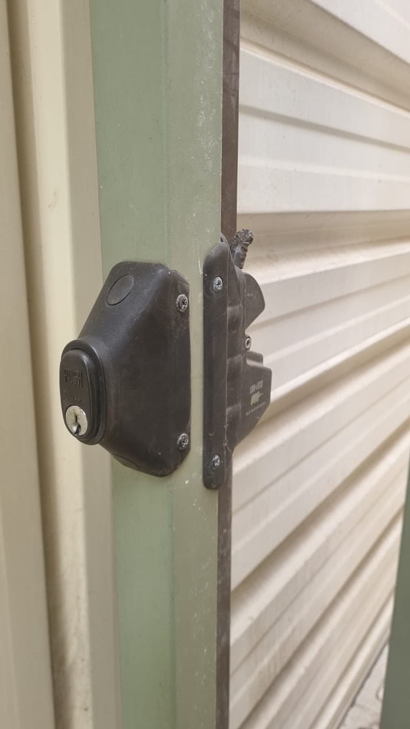 Western Valuix Locksmiths locksmith work in Rosehill