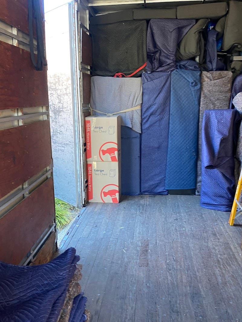 Will Move | Removalists Gold Coast removalist work in Broadbeach Waters