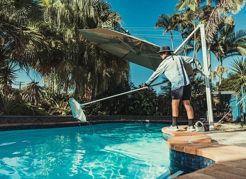 Willows Pool Shop pool maintenance work in Thuringowa Central