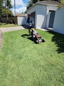 Will’s Lawn Mowing & Trimming Service