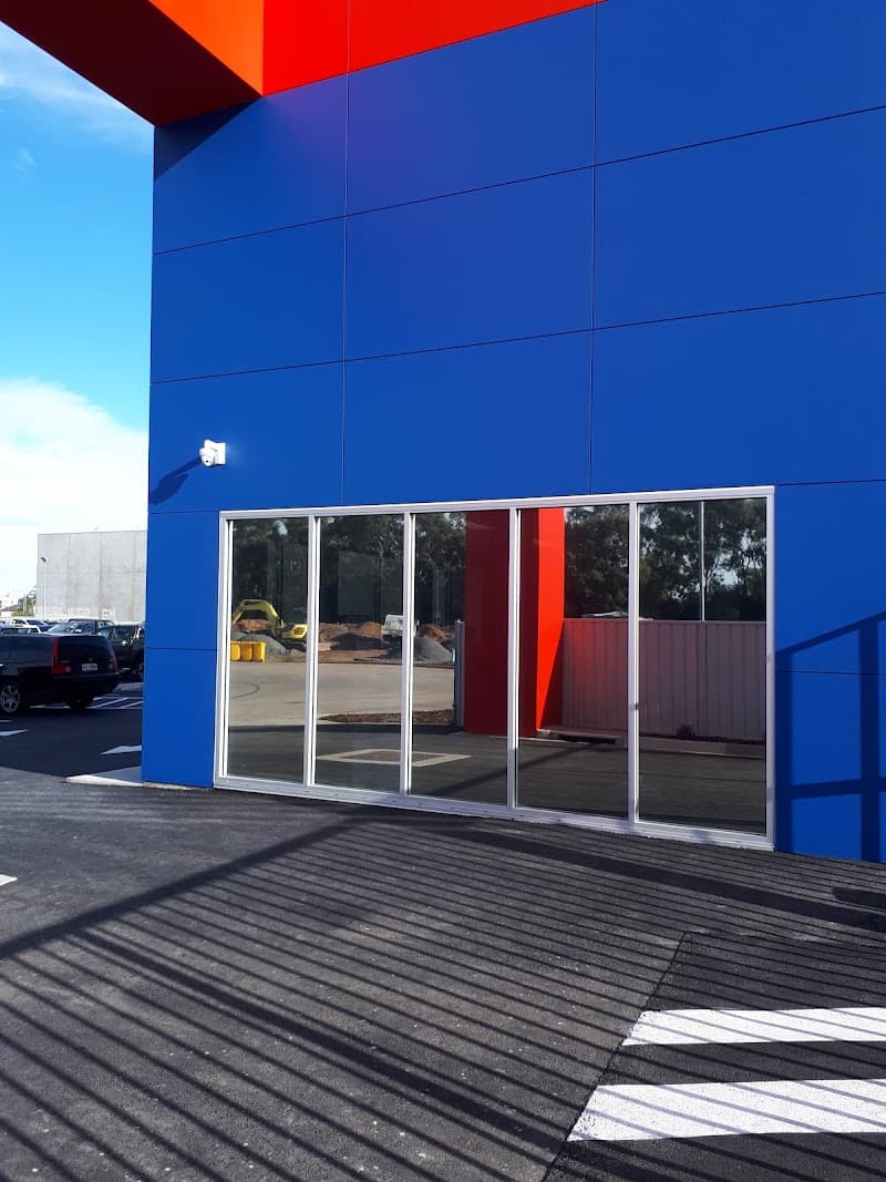 Window Shield Australia window tinting work in Keswick