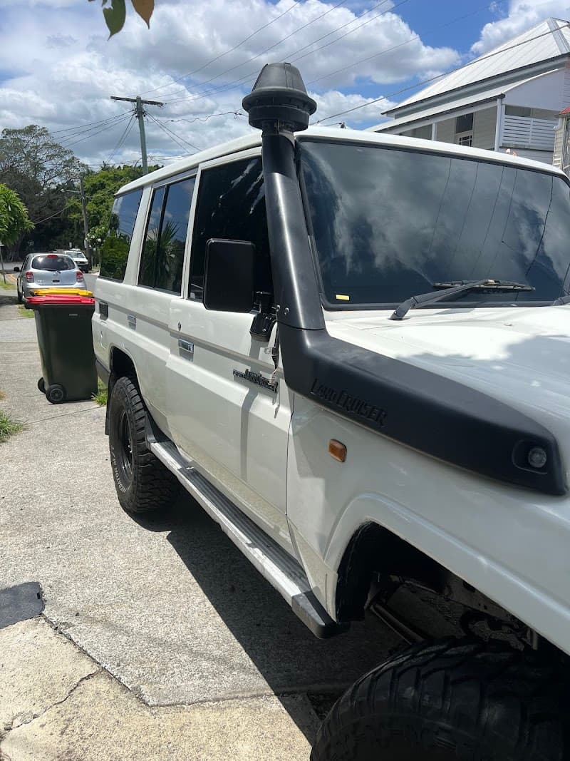 WINDOW TINT BRISBANE window tinting work in Norman Park