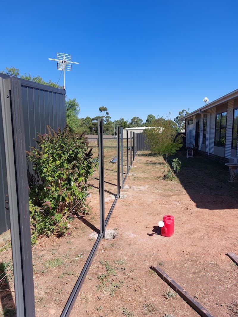 Windridge Security Doors and Fencing fencing work in Long Gully