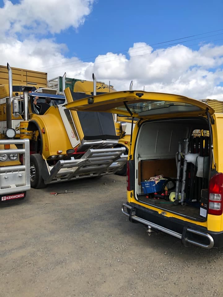Windscreen Professionals glass & glazier work in South Toowoomba