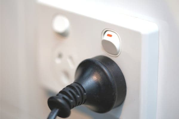 Wired Electrical & Communications electrician work in Launceston