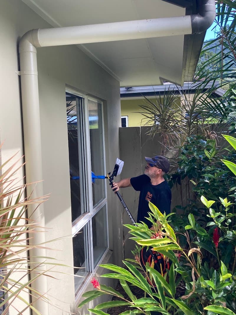 Wish You Were Clear Window Cleaning gutter cleaning work in Kewarra Beach