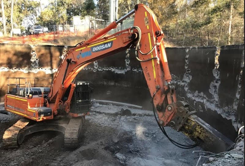 WMA Demolition asbestos removal work in North Booval
