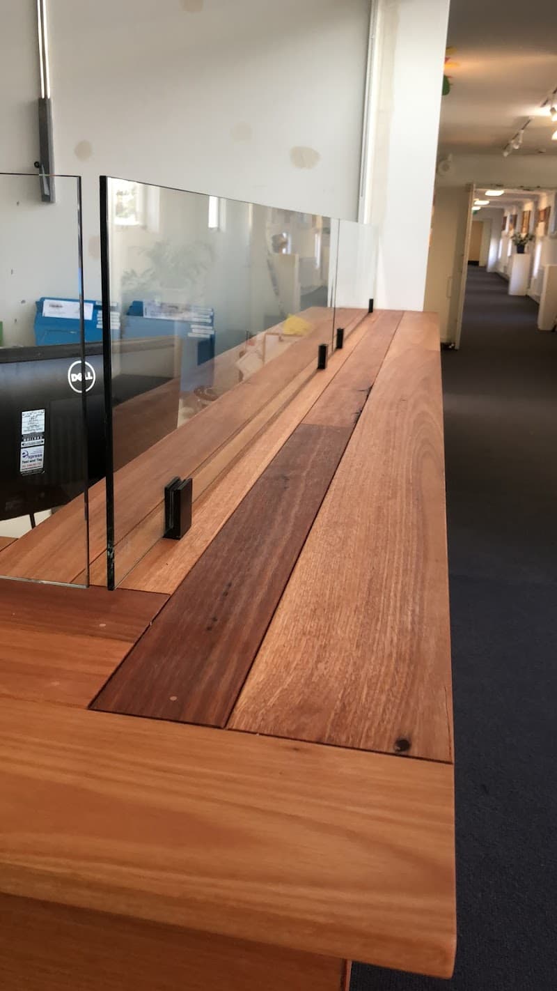 Woden Valley Glass Pty Ltd glass & glazier work in Phillip