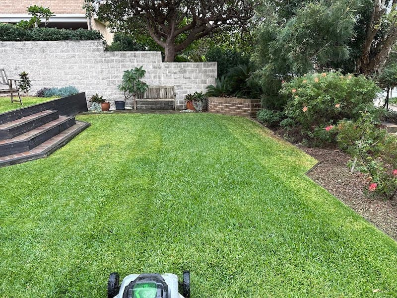 Woodland Lawnmowing & Gardening lawn care work in Cremorne Point