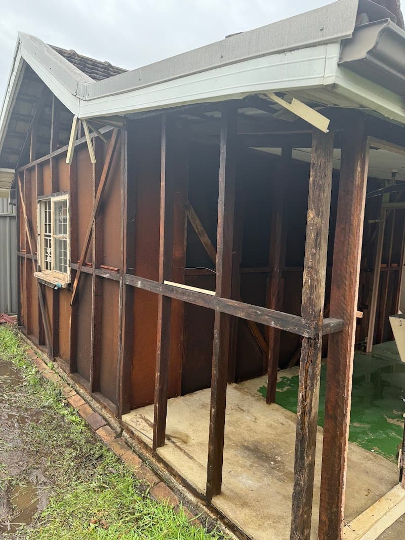 X-Demolition Pty Ltd & Asbestos Removal Sydney asbestos removal work in Condell Park