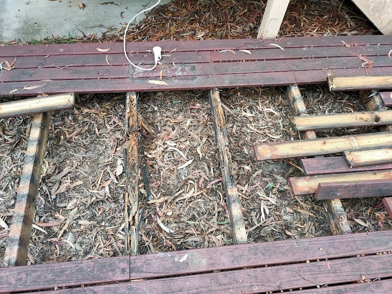 Yellow maintenance and handyman handyman work in Flemington