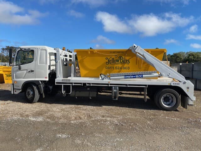 Yellow Skip Bins Wide Bay rubbish removal work in Dundowran