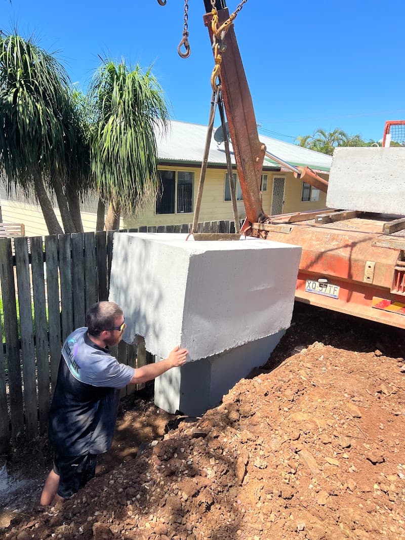 Yellow Skip Bins Wide Bay rubbish removal work in Dundowran