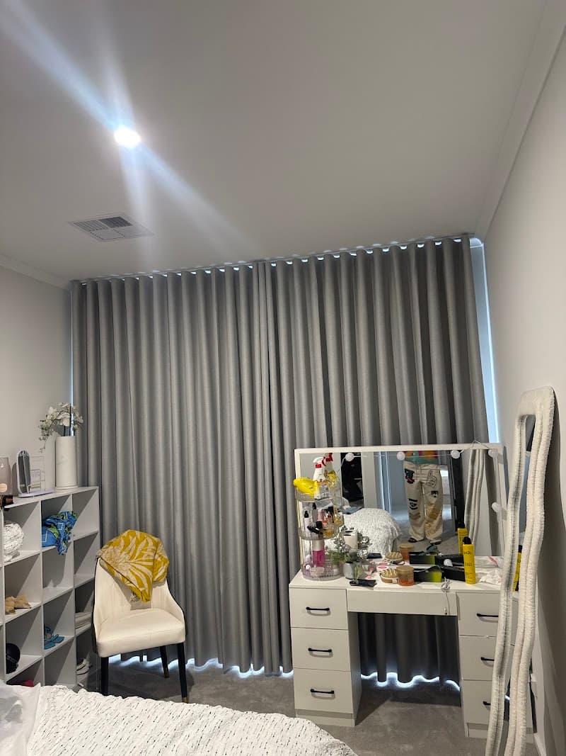YN DREAM CURTAINS curtains & blinds work in Ashford