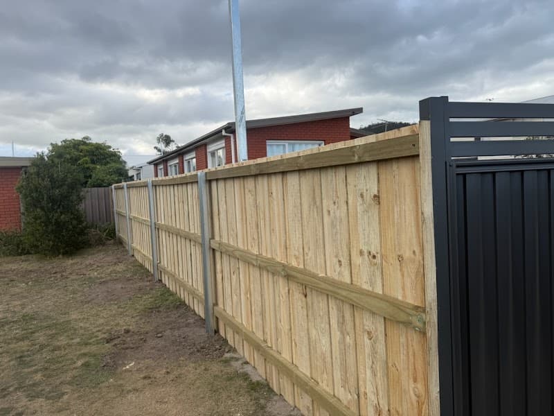 Your Fencing Hobart fencing work in Berriedale