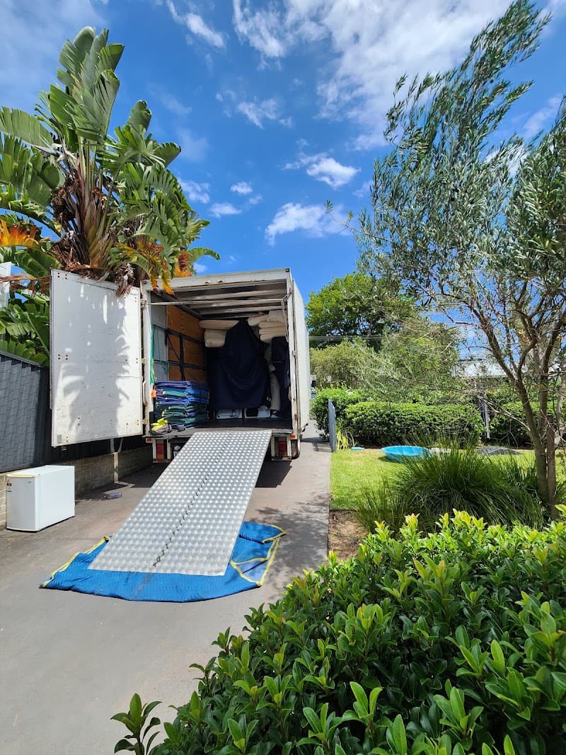 Your Moving Solution Removalists Sutherland Shire removalist work in Cronulla