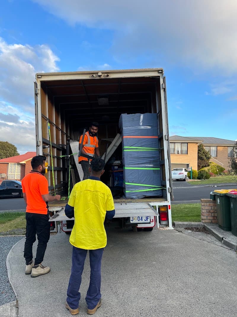 Zip Movers Hobart removalist work in Hobart